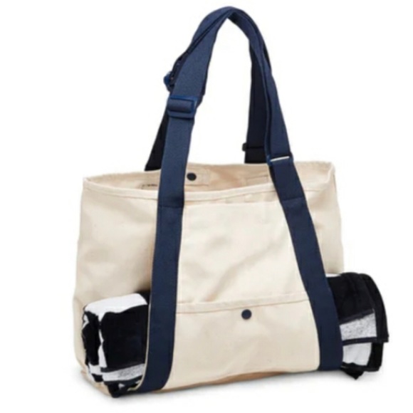 Vans Handbags - NWT Vans X Pilgrim Surf + Supply Surf Tote Bag New